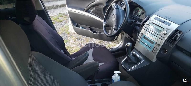 Usado Toyota Corolla Verso Sport 177 CV (130 kW) 2007 Gris / plata Monovolumen