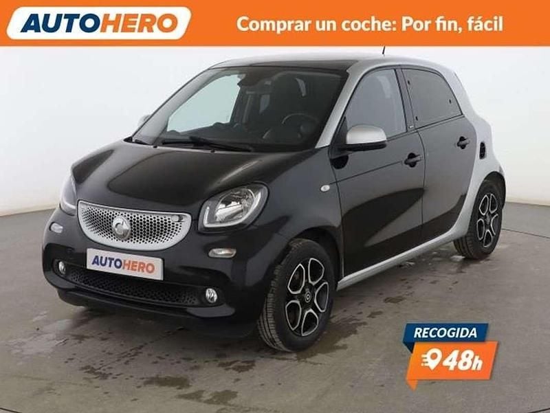 Negro Usado 2016 Smart ForFour Basis Utilitario | 9599 € (Precio justo) - Imagen 1/3
