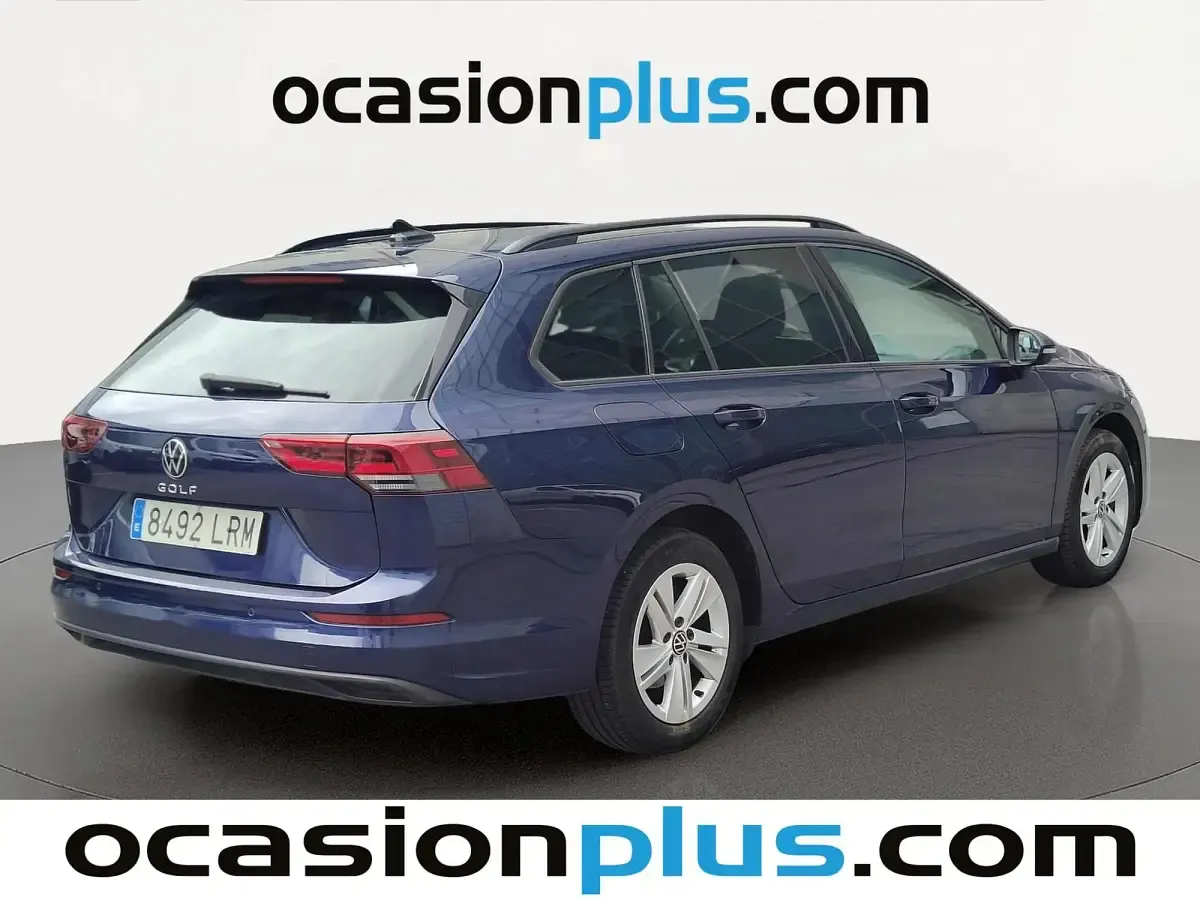 Usado VW Golf VII Life 116 CV (85 kW) 2021 Azul Utilitario