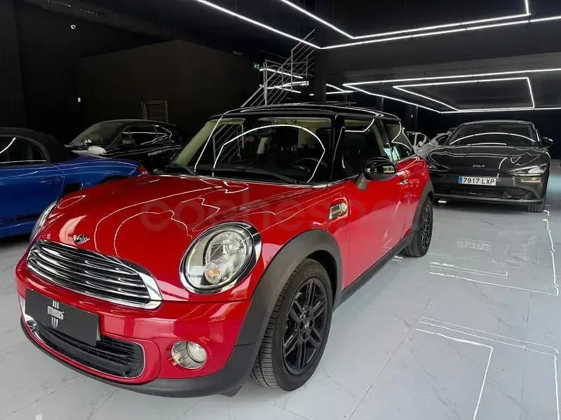 Usado Mini ONE 98 CV (72 kW) 2013 Rojo Utilitario