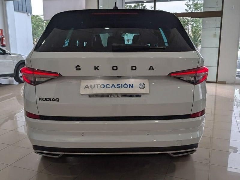 Usado Skoda Kodiaq SportLine 150 CV (110 kW) 2021 Blanco SUV