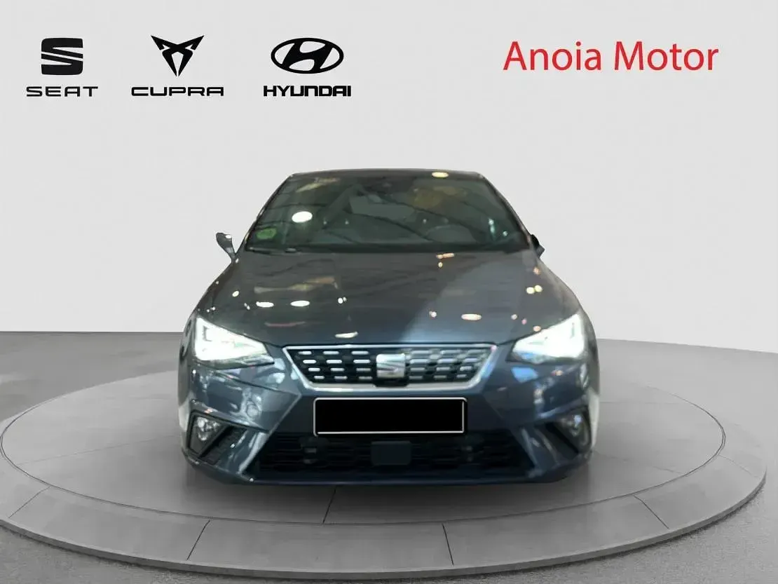Usado Seat Ibiza FR 116 CV (85 kW) 2025 Gris Utilitario