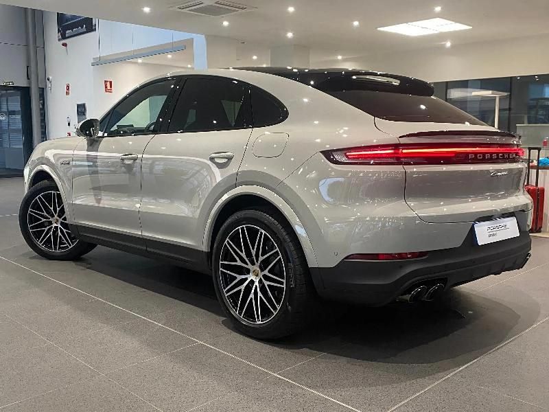 Usado Porsche Cayenne E-Hybrid Coupe 470 CV (345 kW) 2023 Blanco SUV
