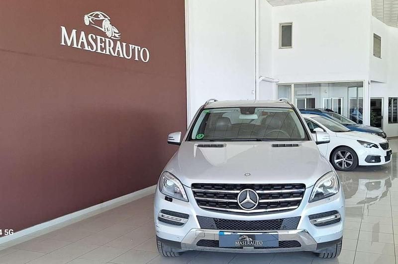 Usado Mercedes ML250 Edition 1 204 CV (150 kW) 2013 Gris SUV