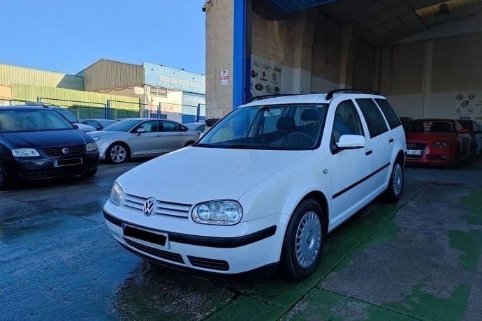 Usado VW Golf IV Conceptline 100 CV (73 kW) 2000 Blanco Familiar