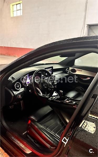 Usado Mercedes C200 AMG line 136 CV (100 kW) 2016 Negro Berlina