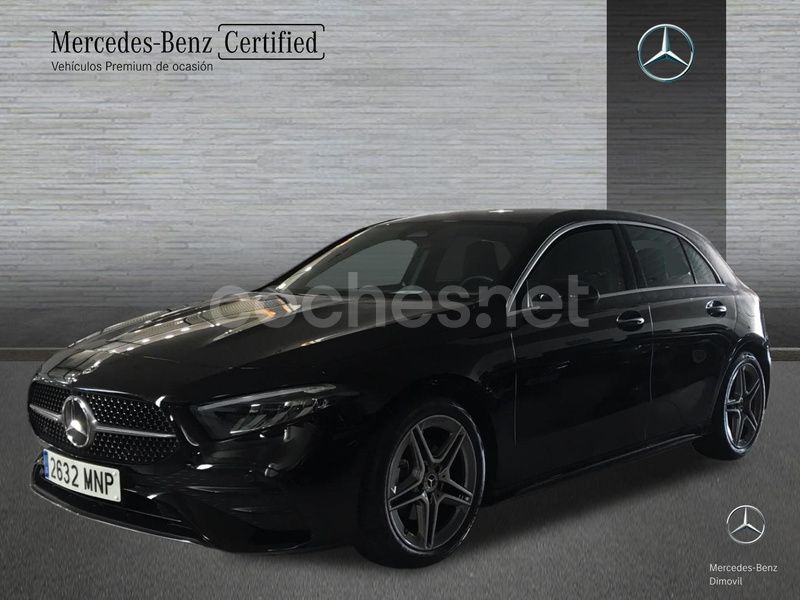 Negro Usado 2024 Mercedes A200 AMG line Berlina | 35.500 € (Precio justo) - Imagen 1/4