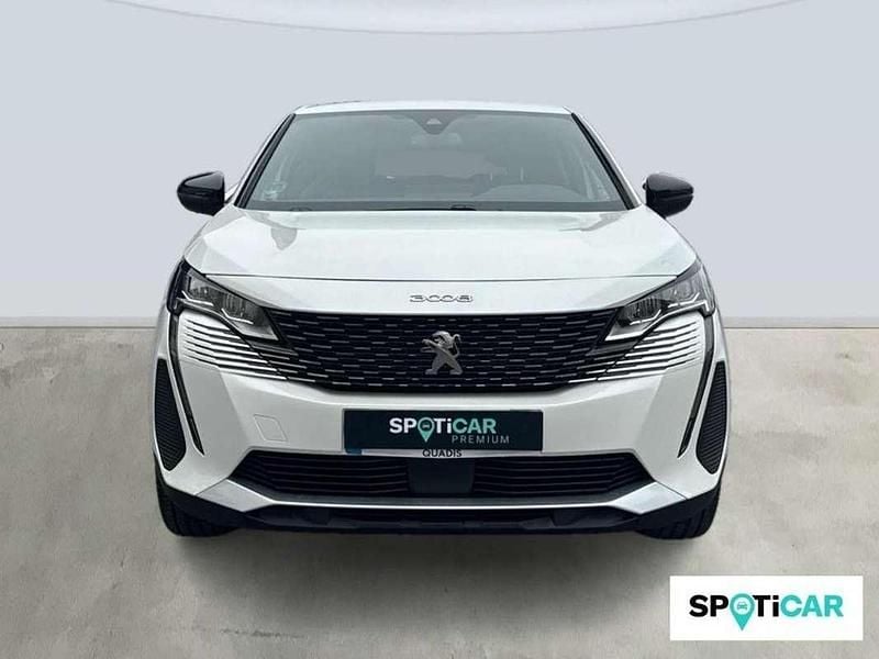 Usado Peugeot 3008 Allure 131 CV (96 kW) 2024 Blanco SUV