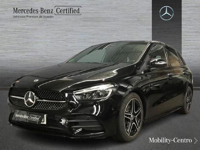 Usado Mercedes B200 AMG line 150 CV (110 kW) 2023 Negro noche Monovolumen