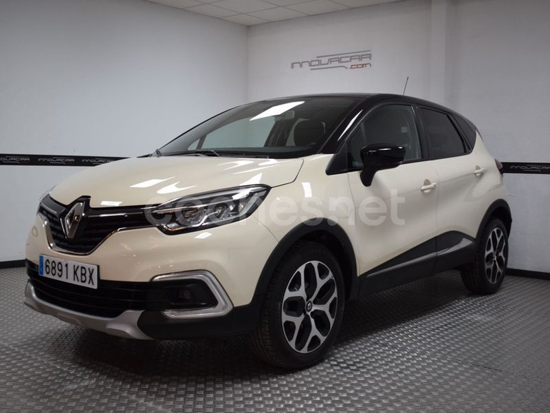 Beige Usado 2017 Renault Captur Zen SUV | 11.900 € (Un poco caro) - Imagen 1/4
