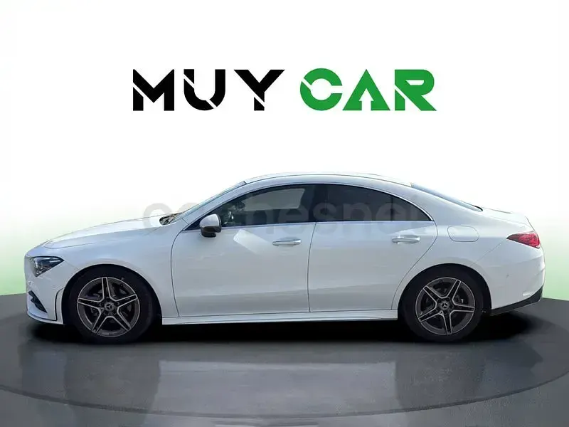 Usado Mercedes CLA180 136 CV (100 kW) 2023 Blanco Coupe