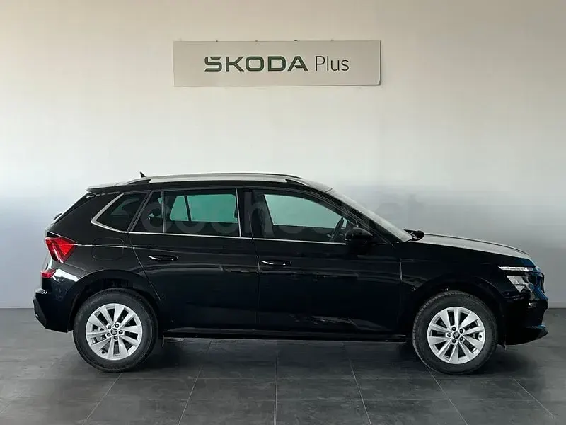 Occasion Skoda Kamiq Selection 115 PK (84 kW) 2025 Zwart SUV