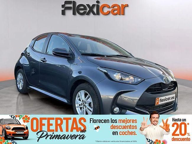 Usado Toyota Yaris Edition 125 CV (91 kW) 2024 Gris Utilitario