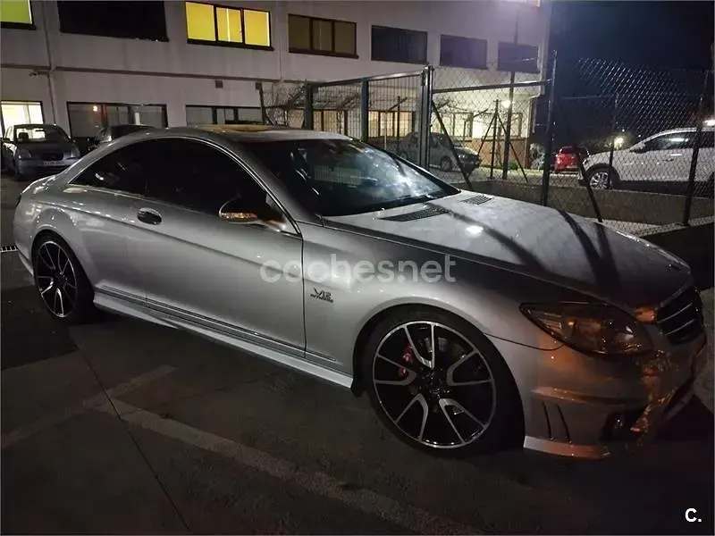 Usado Mercedes CL500 388 CV (285 kW) 2009 Gris / plata Coupe
