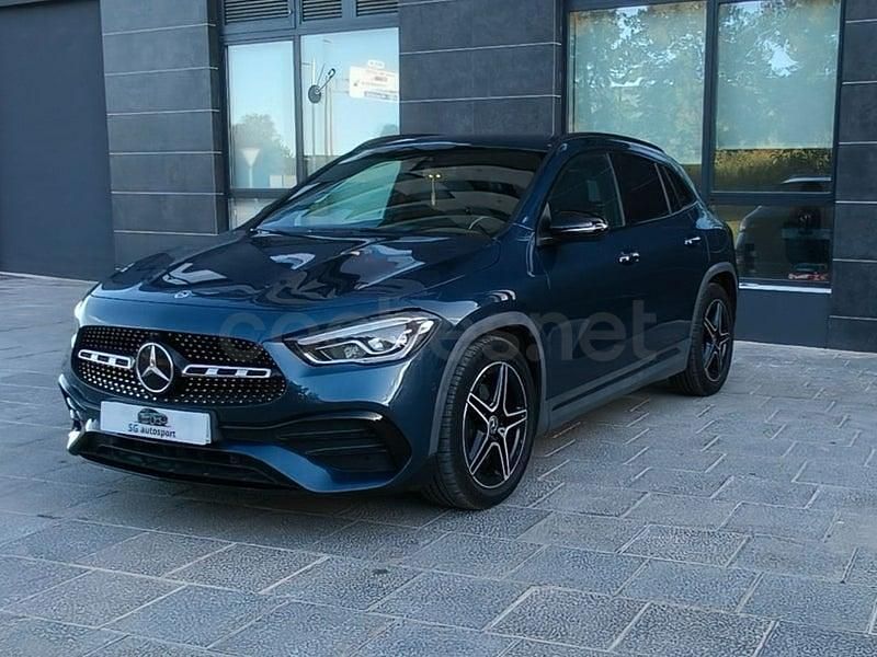 Usado Mercedes GLA200 150 HP (110 kW) 2020 Azul SUV