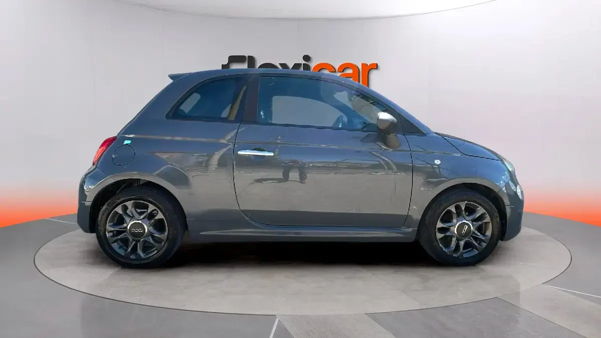 Usado Fiat 500 Sport 71 CV (52 kW) 2022 Gris Berlina