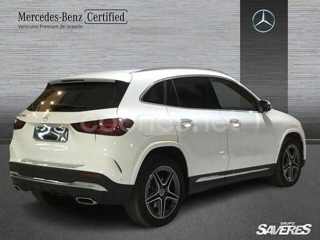 Usado Mercedes GLA250 218 CV (160 kW) 2025 Blanco SUV