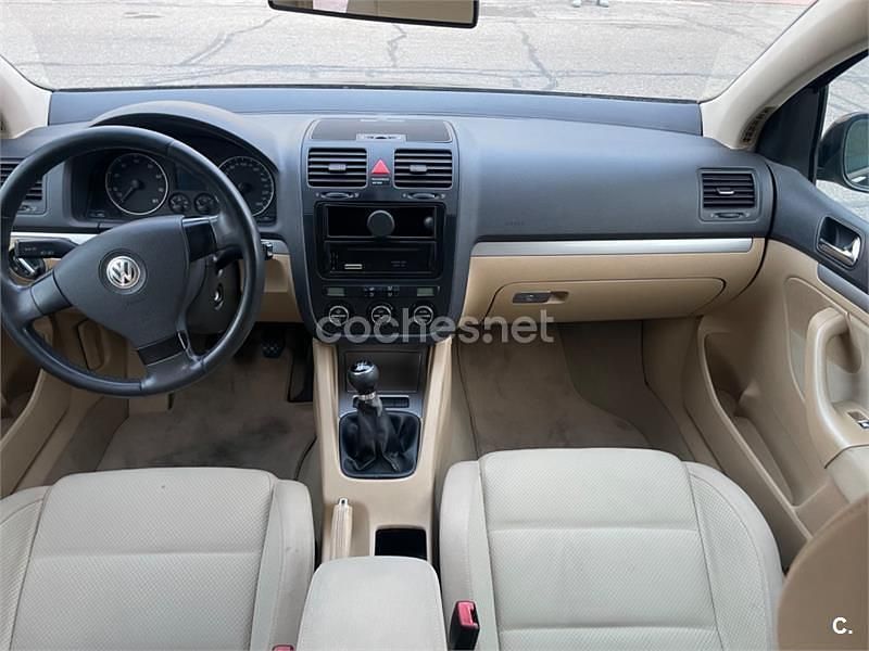 Usado VW Golf IV Highline 102 CV (75 kW) 2004 Negro Berlina