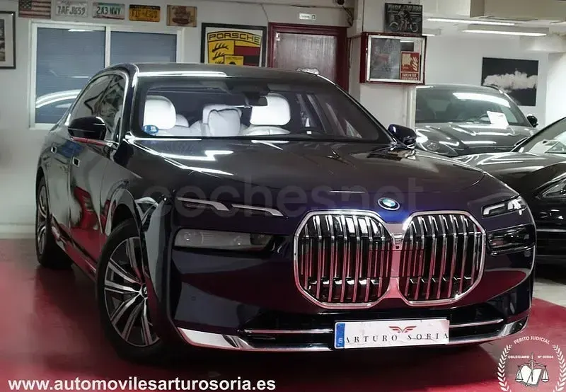 Usado BMW 750e Comfort Edition 491 CV (361 kW) 2025 Azul Berlina