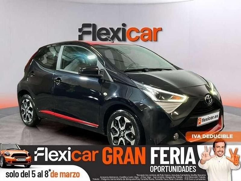 Usado Toyota Aygo X-play 72 CV (52 kW) 2022 Blanco Utilitario