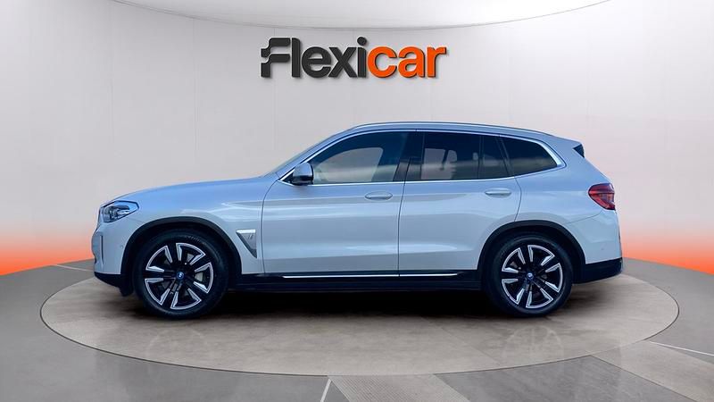 Usado BMW iX3 210 kW (286 CV) 2021 Blanco SUV