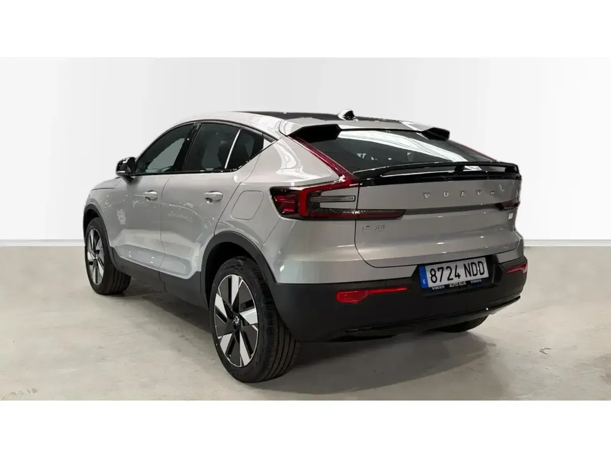 Usado Volvo EC40 Plus 325 kW (442 CV) 2024 Gris SUV