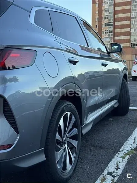 Usado BYD Seal U Boost 218 CV (160 kW) 2024 Gris / plata SUV