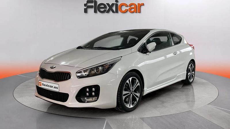 Usado Kia Ceed GT GT-Line 136 CV (100 kW) 2018 Blanco Berlina