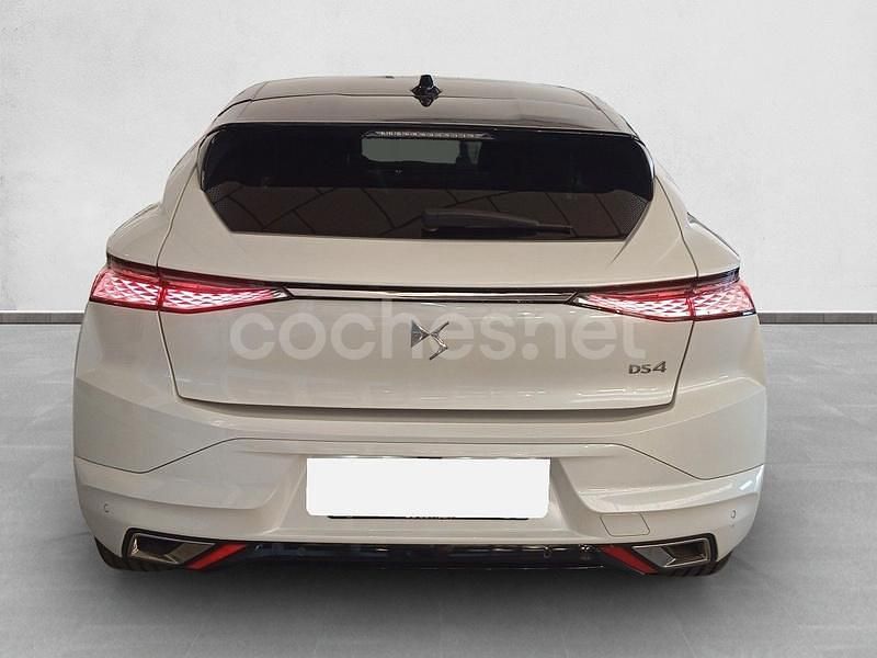 Usado DS Automobiles DS4 Trocadero 130 CV (95 kW) 2022 Blanco Berlina