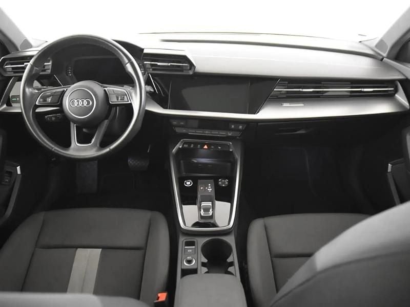 Usado Audi A3 Advanced Plus 150 CV (110 kW) 2023 Azul Berlina