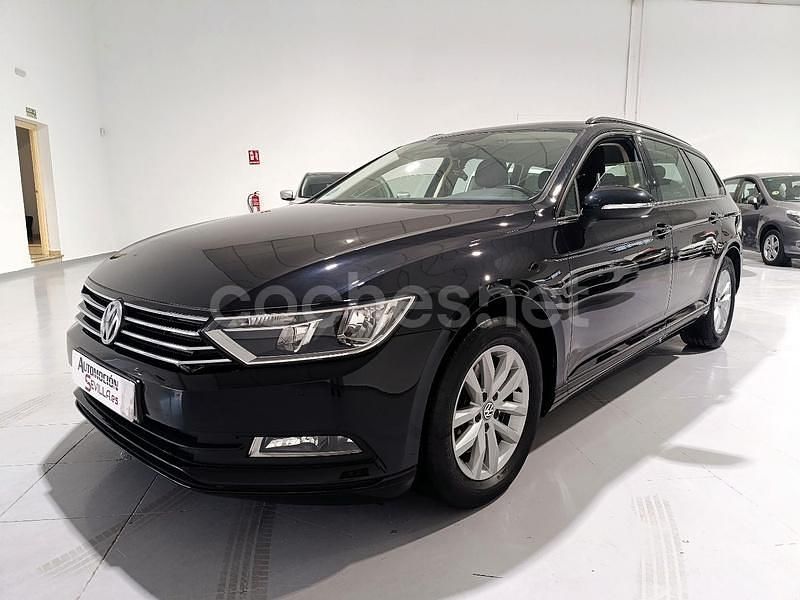 Negro Usado 2017 VW Passat Advance Familiar | 12.990 € (Buen precio) - Imagen 1/4