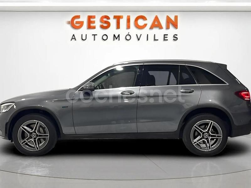 Usado Mercedes GLC300e 306 CV (225 kW) 2022 Gris / plata SUV