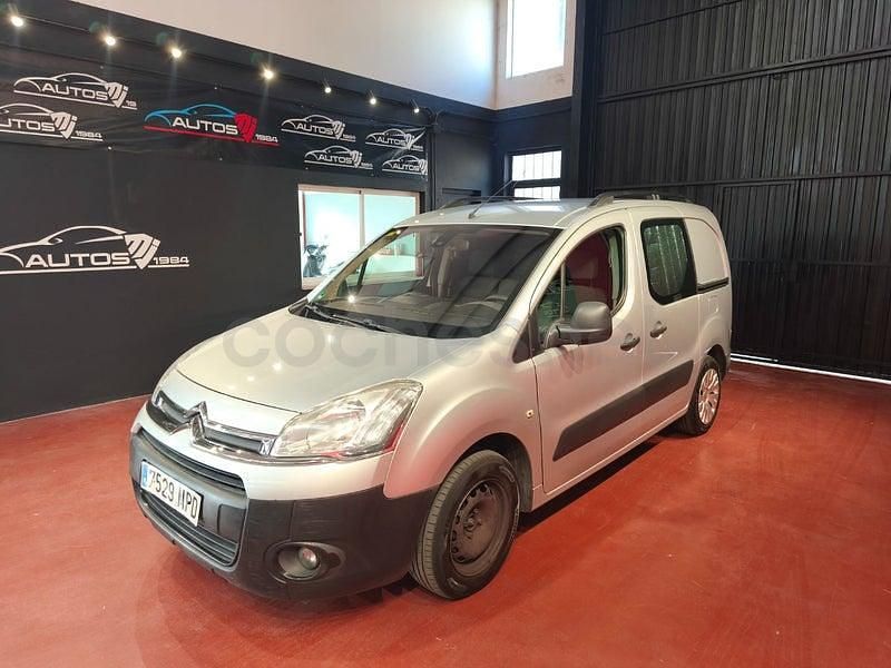 Usado Citroën Berlingo Tonic 92 CV (67 kW) 2013 Gris / plata Monovolumen