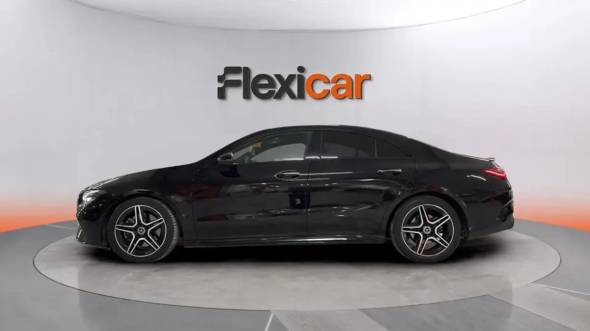 Usado Mercedes CLA200 150 CV (110 kW) 2024 Negro Coupe
