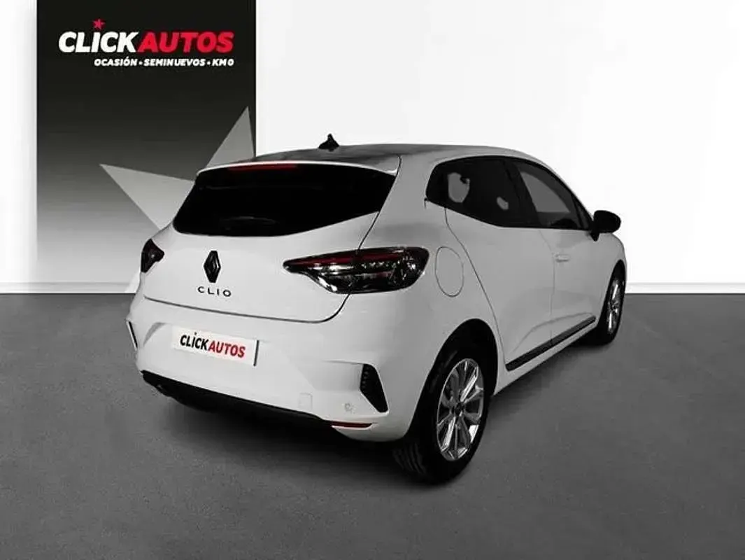Usado Renault Clio Evolution 91 CV (66 kW) 2024 Blanco Utilitario