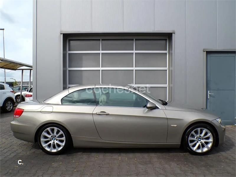Usado BMW 325 Cabriolet Performance 218 CV (160 kW) 2008 Gris / plata Descapotable