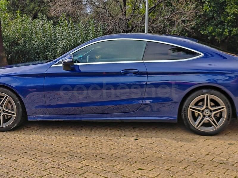 Usado Mercedes C220 170 CV (125 kW) 2018 Azul Coupe