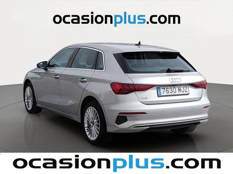 Usado Audi A3 Sportback Advanced Plus 110 CV (80 kW) 2023 Gris plata Utilitario