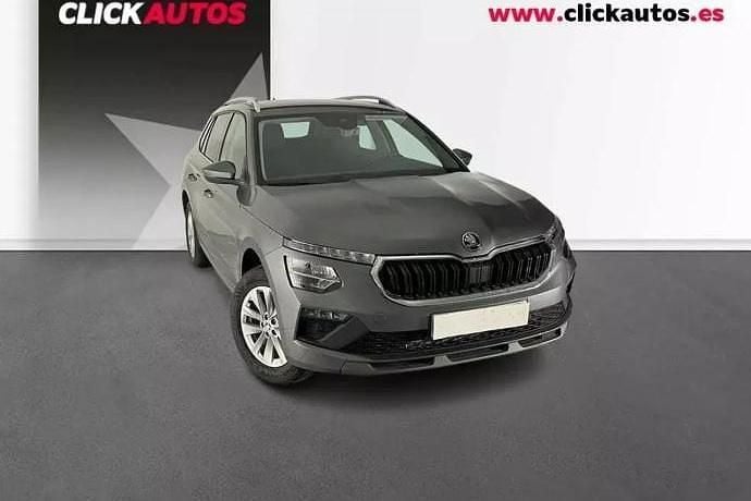 Rojo Usado 2025 Skoda Kamiq Selection SUV | 18.550 € (Buen precio) - Imagen 1/1
