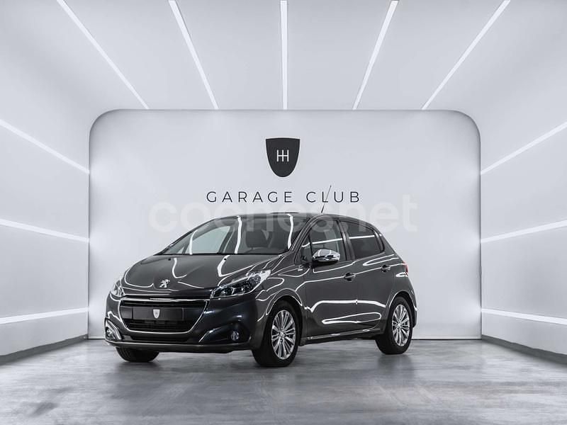 Gris / plata Usado 2018 Peugeot 208 Style Utilitario | 9999 € (Precio justo) - Imagen 1/4