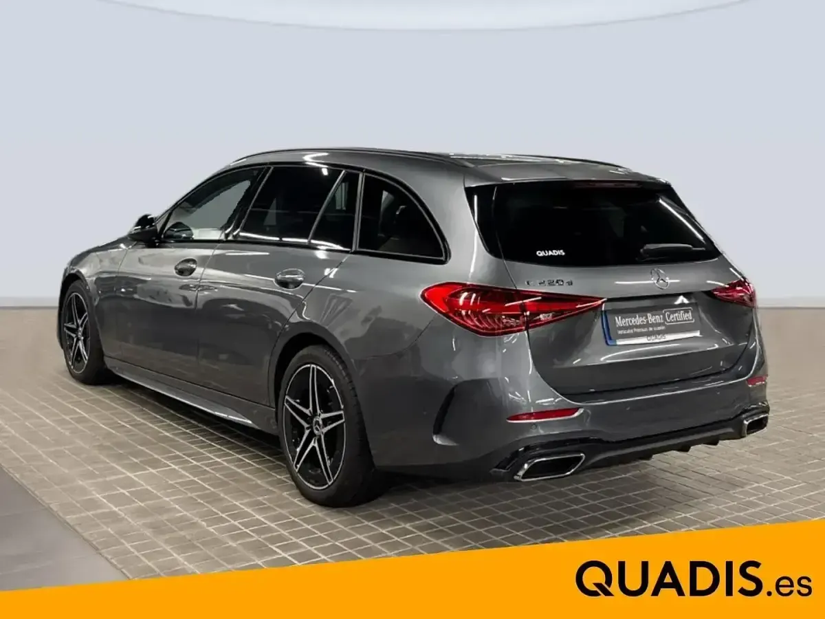 Usado Mercedes 220 200 CV (147 kW) 2025 Gris Familiar