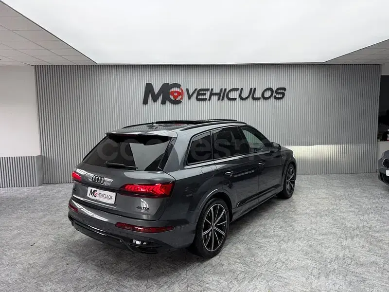 Usado Audi Q7 S-Line 231 CV (169 kW) 2021 Gris / plata SUV