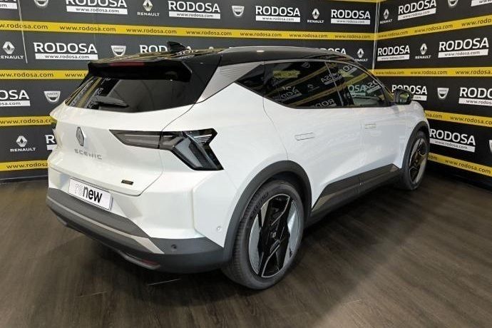 Usado Renault Scénic IV Iconic 218 CV (160 kW) 2024 Monovolumen