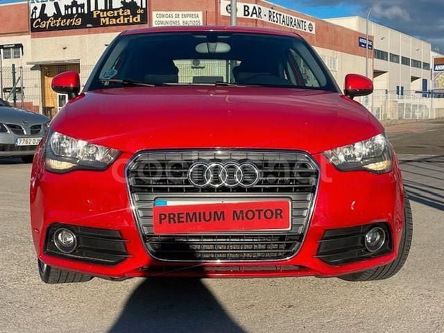 Usado Audi A1 Ambition 122 CV (89 kW) 2010 Rojo Berlina