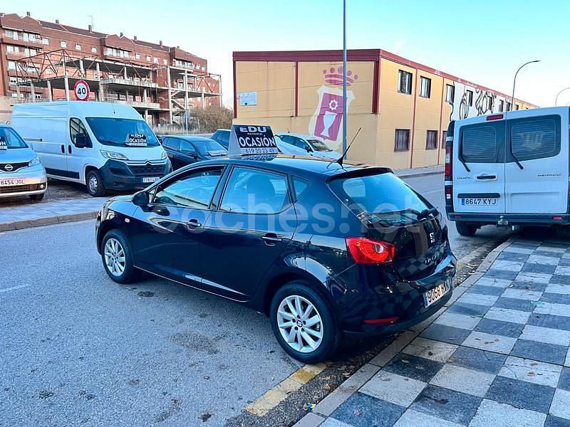 Usado Seat Ibiza Style 105 CV (77 kW) 2014 Negro Berlina