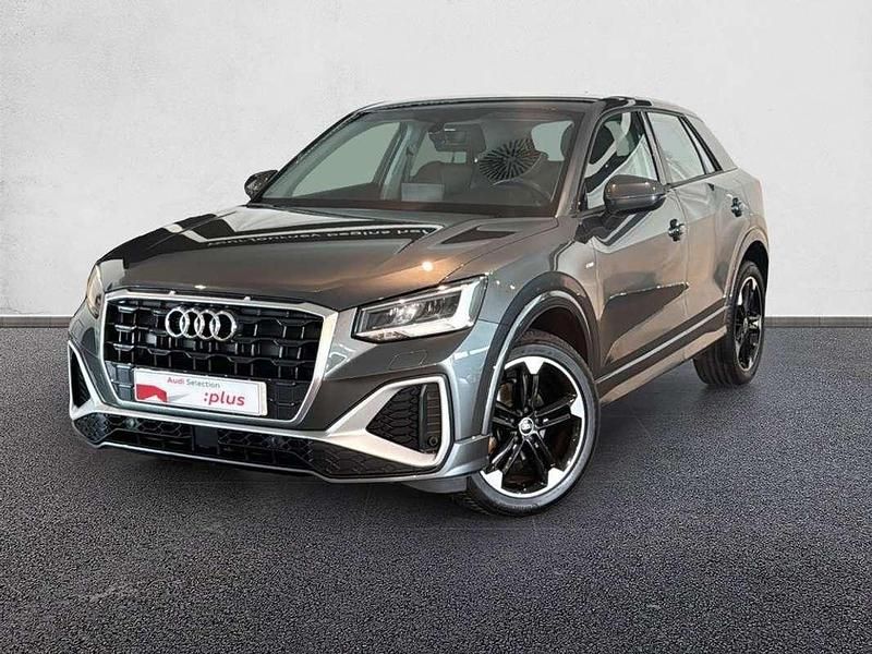 Usado Audi Q2 S-Line 116 CV (85 kW) 2025 Gris SUV