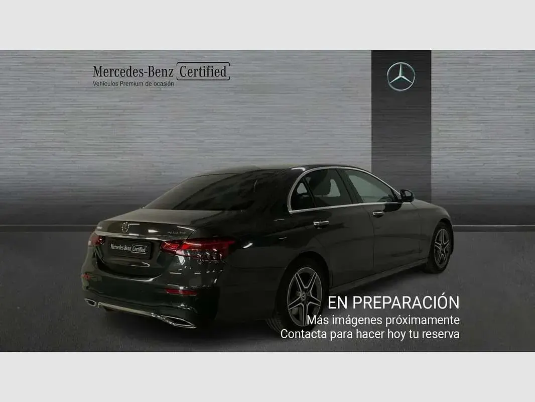Usado Mercedes E400 330 CV (242 kW) 2022 Gris Berlina