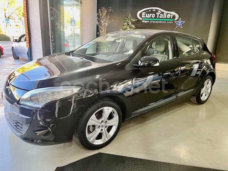 Negro Usado 2009 Renault Mégane III Dynamique Berlina | 5995 € (Precio justo) - Imagen 1/4