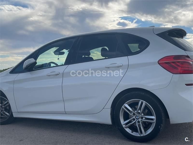 Blanco Usado 2015 BMW 216 Sport Line Familiar | 13.600 € (Un poco caro) - Imagen 1/4