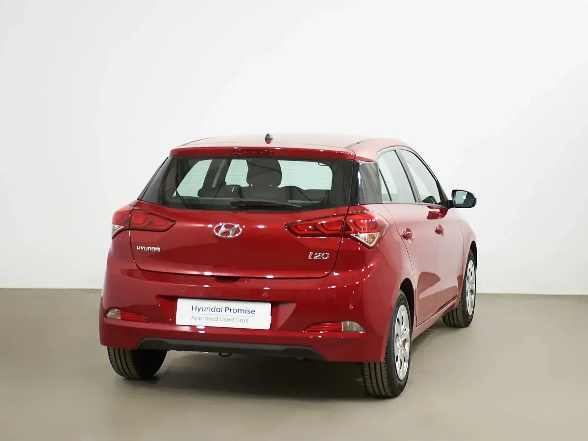 Usado Hyundai i20 84 CV (61 kW) 2017